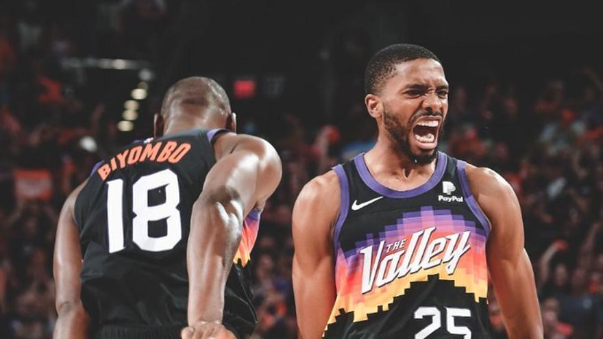 Suns brillan sobre los Mavericks en las semifinales del Oeste de la NBA
