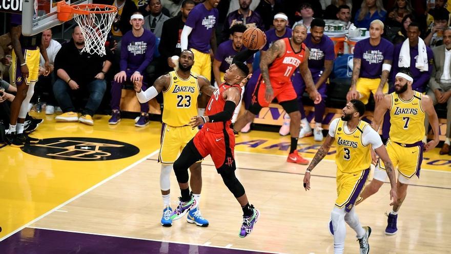 Westbrook y el debutante Covington silencian a Lakers de James