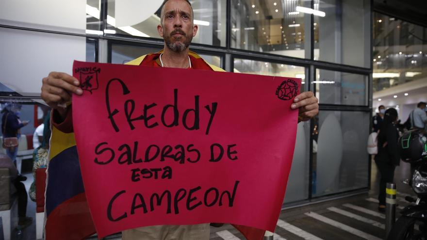 Colombia unida en oración por Freddy Rincón