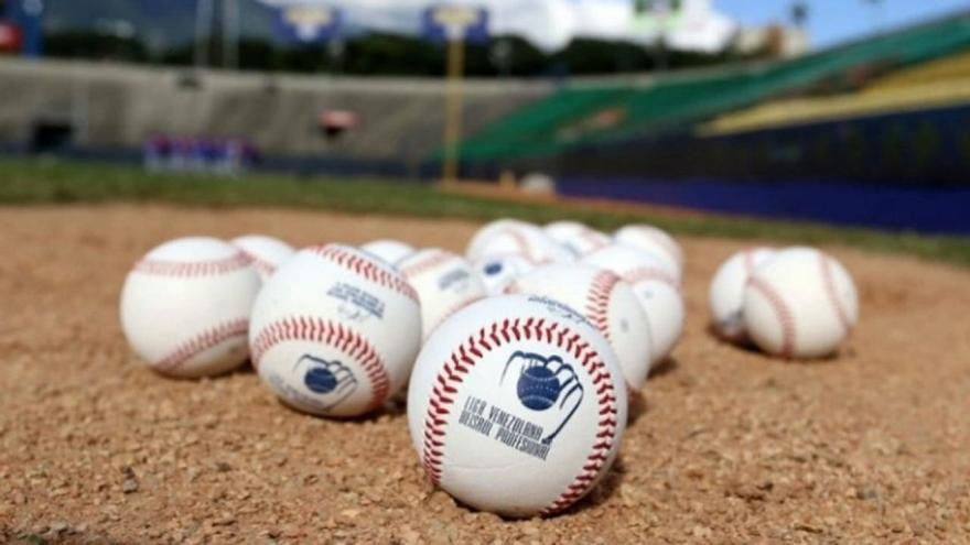 MLB visitará Venezuela con miras a levantar veto contra béisbol local, anuncia dirigente