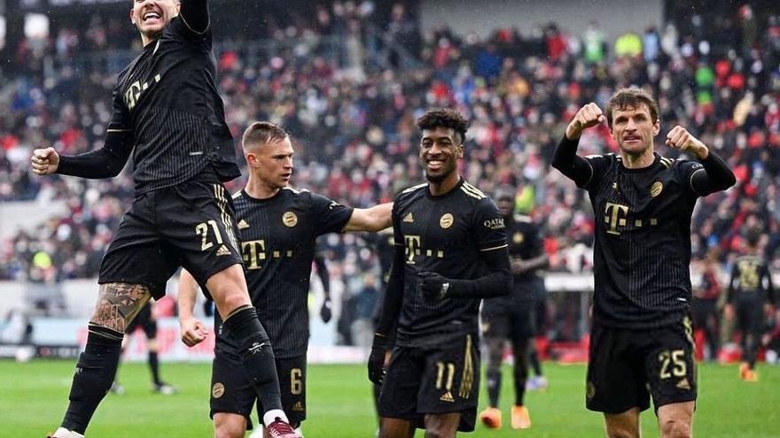 Jugadores del Bayern Múnich celebran el triunfo.
