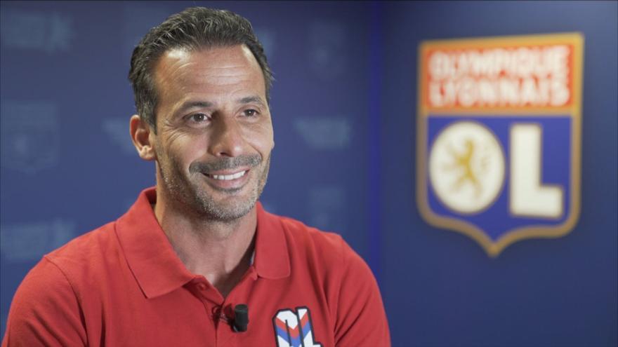 Ludovic Giuly será el entrenador de delanteros en el Lyon