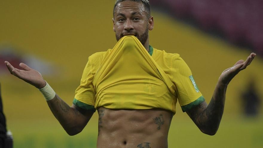 Neymar con la selección de Brasil