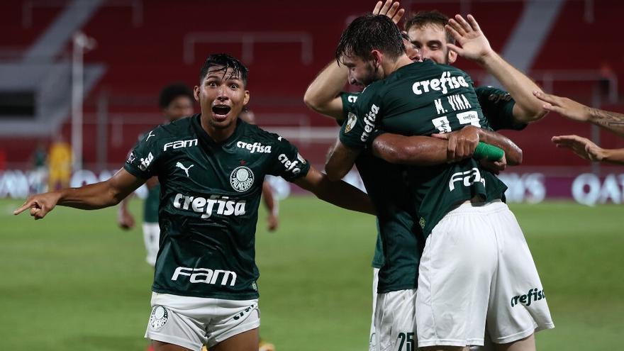 Palmeiras goleó a River en Buenos Aires en ida de semifinales de Libertadores