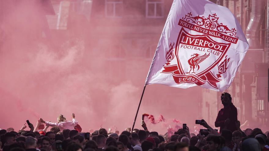 Fanáticos del Liverpool en los alrededores del Stade de France