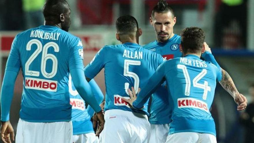 El Nápoles toma medidas legales contra jugadores que rechazaron concentración