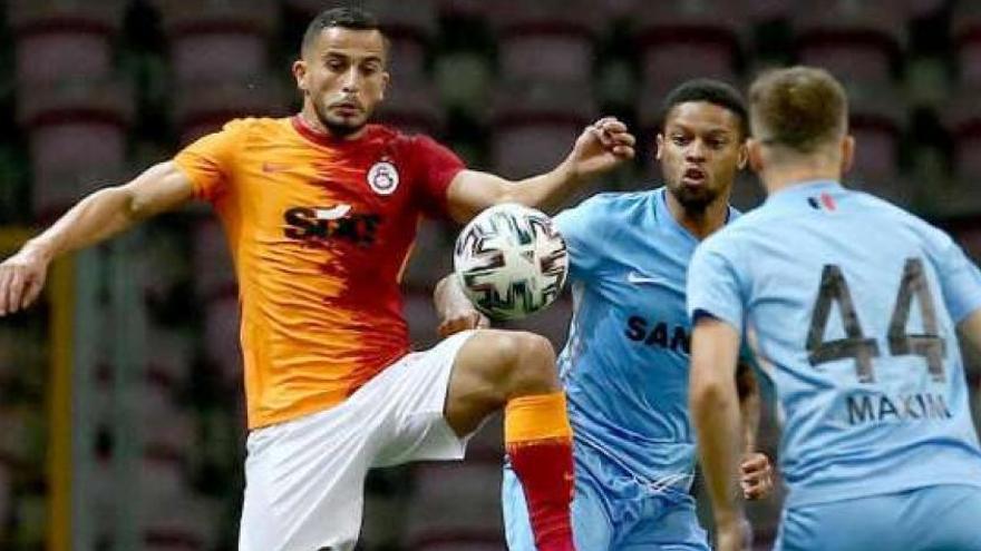 Un defensa del Galatasaray puede perder la vista por un accidente pirotécnico