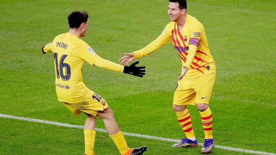 El FC Barcelona gana en Bilbao con doblete de Messi