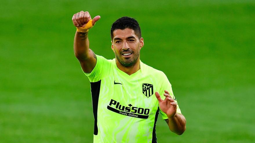 Luis Suárez rescata al Atlético y recupera el liderato de la Liga Española
