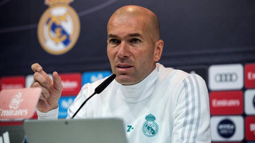 Era una evidencia" que no se debía jugar en Pamplona, dice Zidane