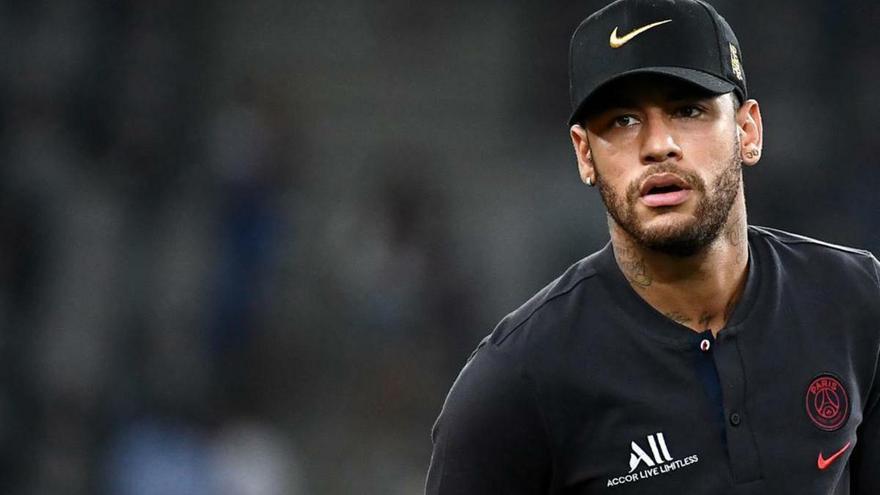 Neymar quiere llevarse bien con los aficionados en París