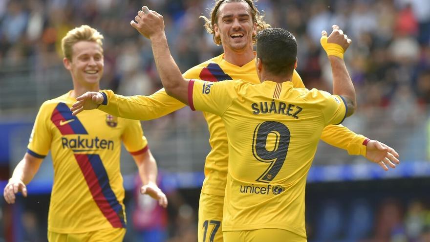 El tridente Messi-Suárez-Griezmann sitúa al Barça líder provisional