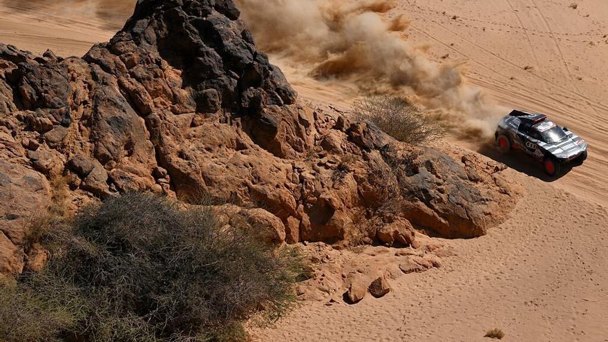 Carlos Sainz y Kevin Benavides ganan en penúltima etapa del Dakar-2022