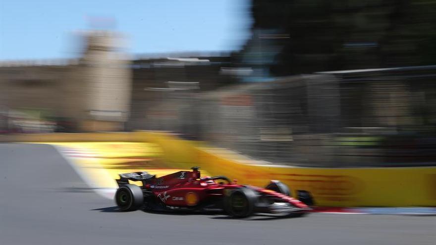 Charles Leclerc domina la segunda sesión.