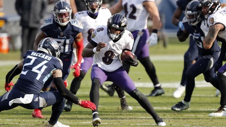 Lamar Jackson se luce en triunfo de los Ravens ante los Titanes en la NFL