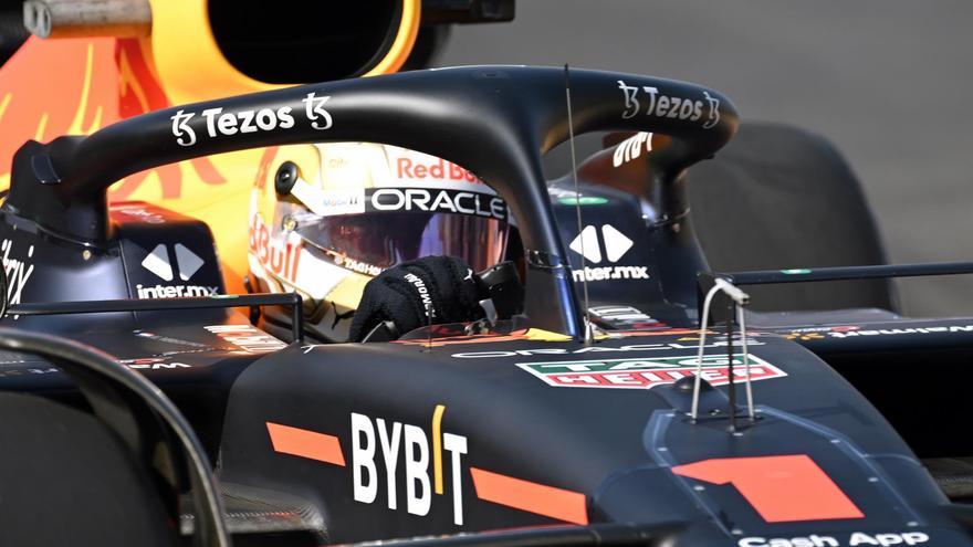 Max Verstappen sufre con el RB18 en las calles de Mónaco