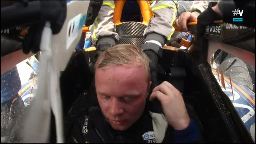 Piloto sueco Rosenqvist es hospitalizado tras accidente en carrera IndyCar