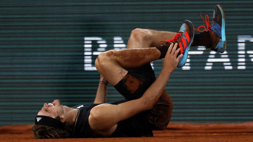 Alexander Zverev se operó el tobillo luego de su caída en el Roland Garros
