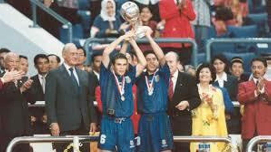En 1997, Argentina volvió a repetir de la mano de Riquelme y Aimar