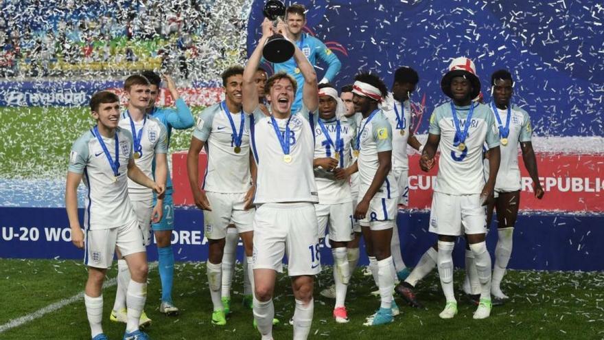 En 2017 tras años de espera, Inglaterra finalmente consiguió levanta el título sub-20