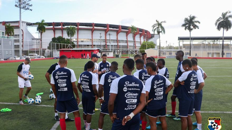 La Selección Sub-20 de Panamá practicó en el estadio Luis Ernesto 'Cascarita' Tapia
