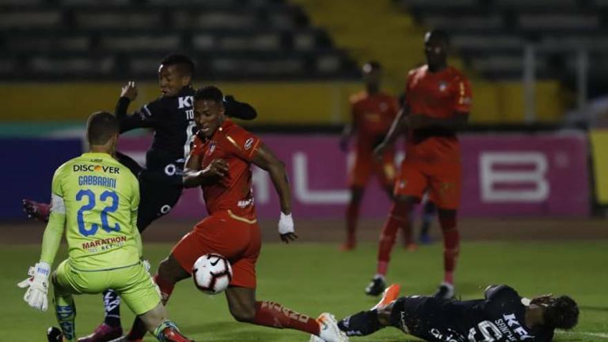 Independiente del Valle de Gabriel Torres, perdió ante la Liga de Quito
