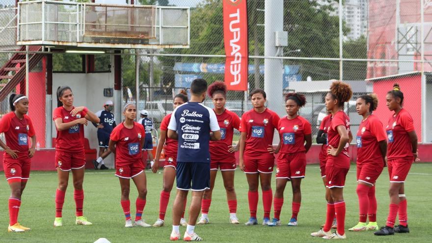 La selección femenina de Panamá sigue trabajando con la mira puesta en Monterrey